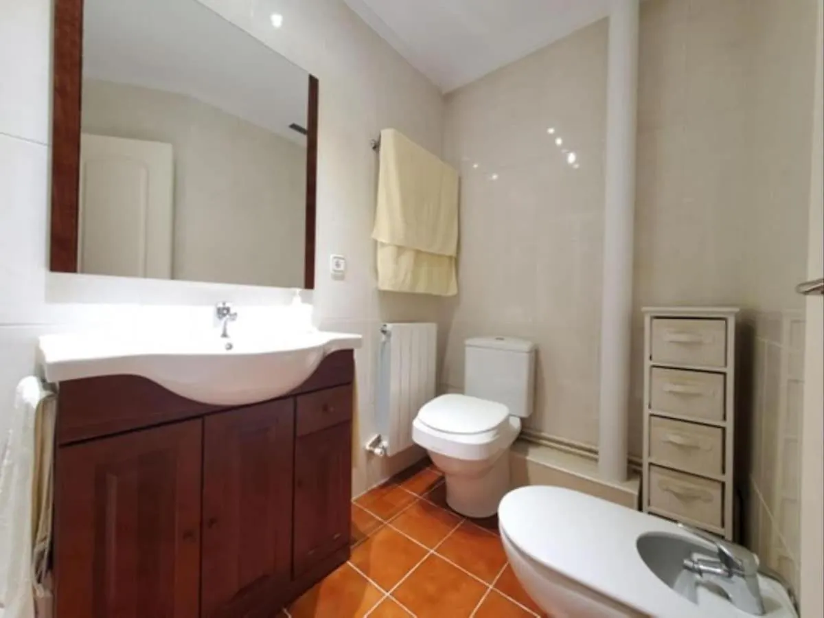 Apartamento De Dos Habitaciones En Бильбао Апартаменты